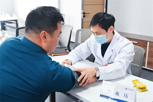 640_wx_fmt=jpeg&from=appmsg&wxfrom=5&wx_lazy=1&wx_co=1 (2).jpg