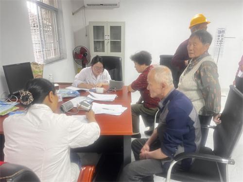 1745293678304844.png 图片13.png