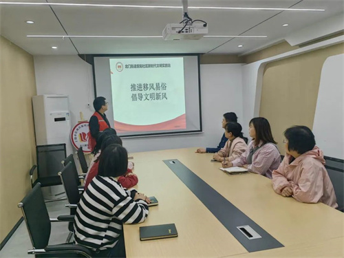 1746511243496201.jpg 640.jpg