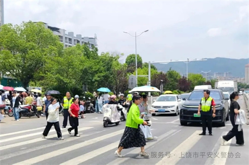 1749630091375379.jpg 640 (1).jpg