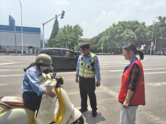 1750056593752420.png 06f3ecacbe8aeb11475dbac76637452.png