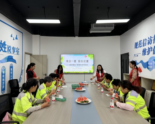 1750314502892991.jpg 6719af937d26057b82a98badd4b9f8a.jpg