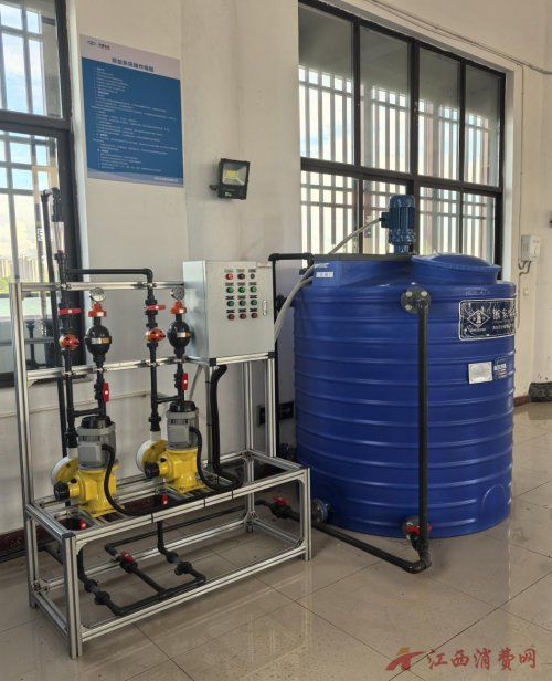 1756084039476182.jpg image4_sm.jpg