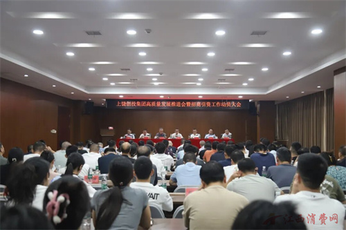 1760318356971432.jpg 640.jpg