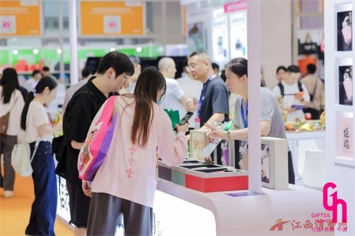 1760509086751935.jpg 2025101509335236.006.jpg