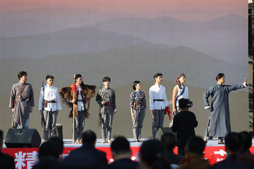 1764919746288270.png 00304738480_7f45e370.png