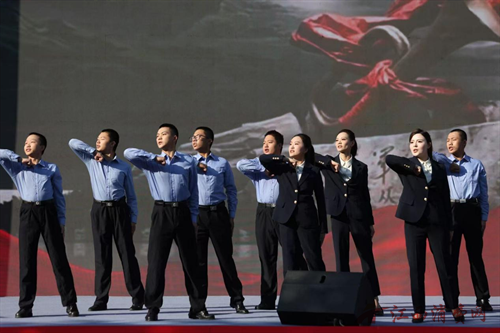 1764919772418392.png 00304738482_589d5710.png