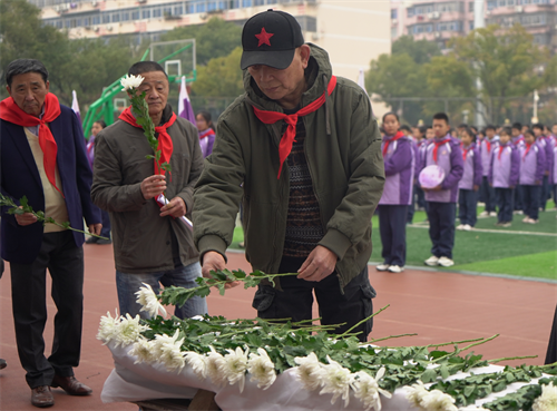 1765852758413603.png 00320002853_a6075bb8.png