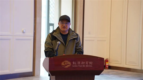 1766128284900752.jpg 640.jpg