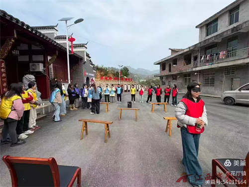 I2ZmZmZmZg_750_0_0_0_q80 (1).jpg