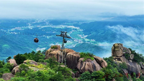 1775613869212995.jpg 640.jpg