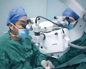 在南昌做全飞秒手术，如何选择靠谱的医院和医生？这家硬核配置是标杆！