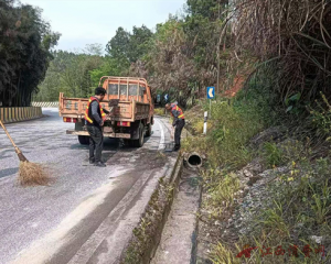 进入汛期，江西上饶万年公路人全力筑牢公路安全防线