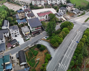 江西上饶德兴公路中心:完成G237银泗公路立新路口安全隐患整治