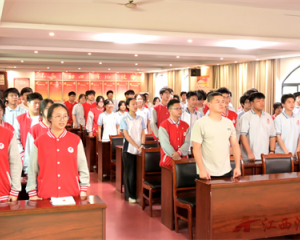 青春筑梦新征程|南昌现代外国语学校2026年入团仪式圆满举行